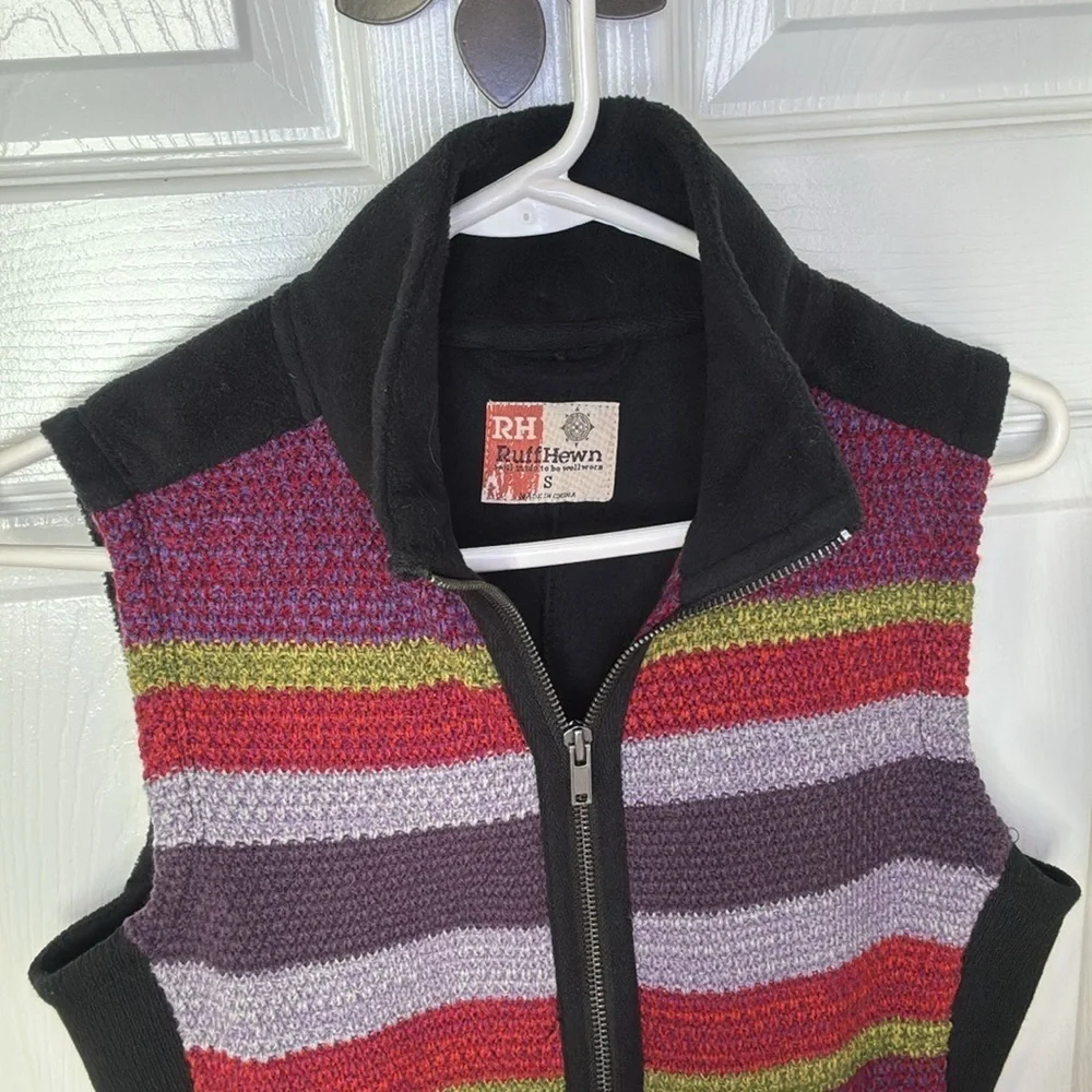 Ruff Hewn Colorful Woven Texture and Solid Black Back w/stretch Side Panels Sm - Picture 3 of 13